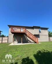 1505 Clear Creek Dr in Kearney, MO - Building Photo - Building Photo