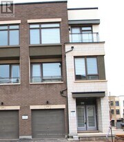 191 Squire Cres in Oakville, ON - Building Photo