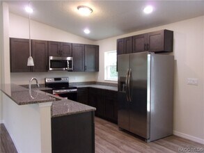 3074 W Bedford Ln in Citrus Springs, FL - Foto de edificio - Building Photo