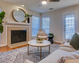 4067 Beltway Dr in Addison, TX - Building Photo - Building Photo