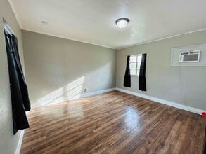 553597 US-1, Unit 8 in Hilliard, FL - Building Photo - Building Photo