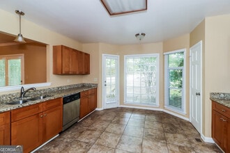 3414 Velvet Creek Dr SW in Marietta, GA - Building Photo - Building Photo