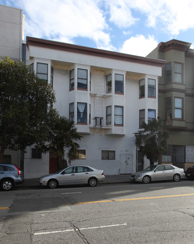 2385 Folsom in San Francisco, CA - Foto de edificio - Building Photo