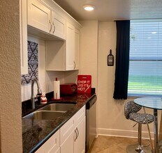 3360 Ocean Shore Blvd, Unit OCEAN FRONT CONDO in Ormond Beach, FL - Building Photo - Building Photo