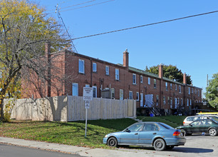 Townhouse East Hamilton in Hamilton, ON - Building Photo - Building Photo