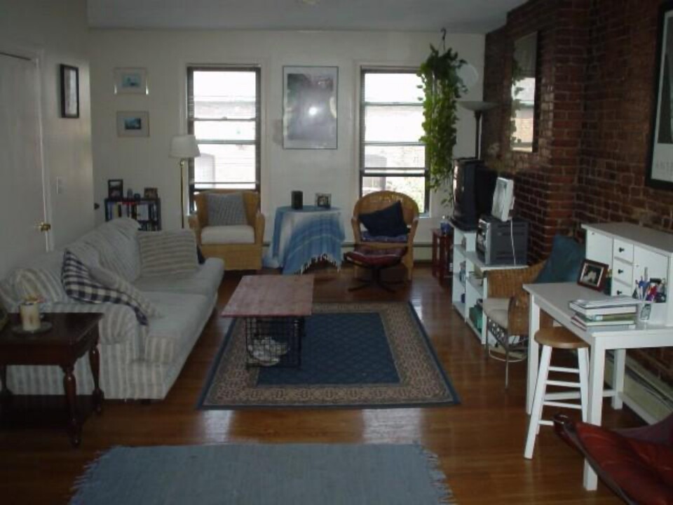 38 Bradford St, Unit #1 in Boston, MA - Building Photo