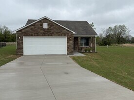 1114 8th St in Beggs, OK - Building Photo