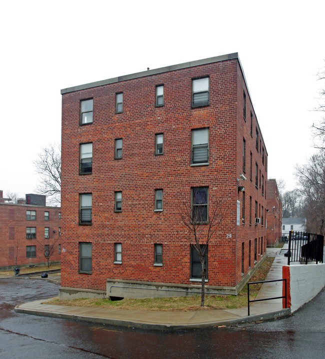 Cottage Place Gardens in Yonkers, NY - Building Photo - Building Photo