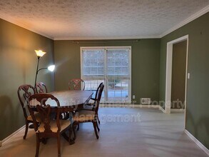 2990 Riverbend Dr in Snellville, GA - Building Photo - Building Photo