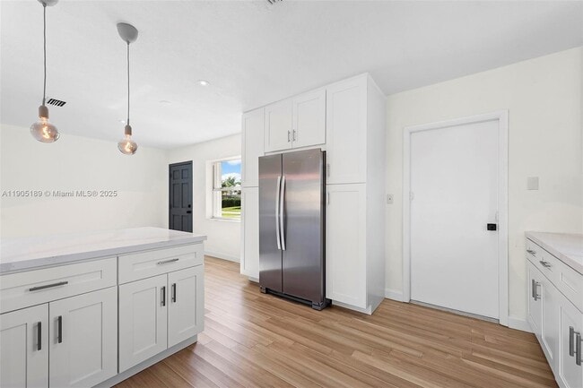 9411 Jamaica Dr in Cutler Bay, FL - Building Photo - Building Photo