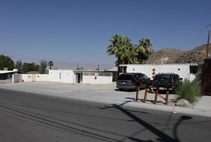 37700 Van Fleet St in Cathedral City, CA - Building Photo