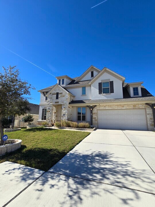 4304 Promontory Point Trl in Georgetown, TX - Building Photo