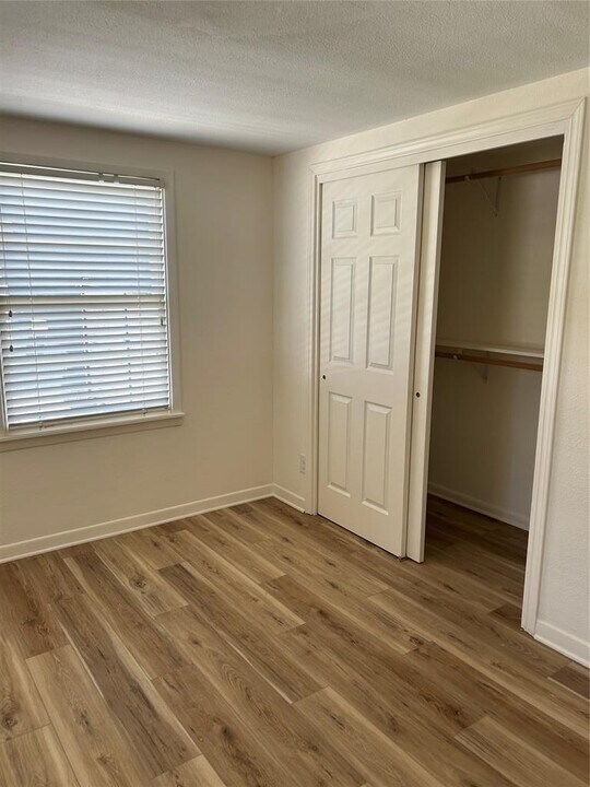 2017 Karen Ave in Austin, TX - Building Photo