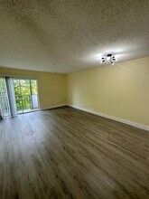 8950 NE 8th Ave in Miami, FL - Building Photo - Building Photo