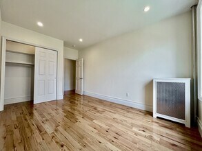 935 St Nicholas Ave in New York, NY - Building Photo - Building Photo