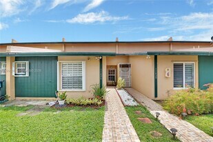 11426 NW 4th Terrace in Miami, FL - Building Photo