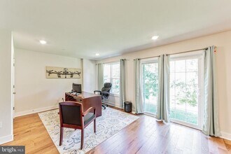 130 Livingston Ln in Exton, PA - Building Photo - Building Photo