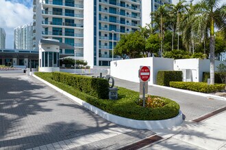 Echo Aventura East Tower in Aventura, FL - Building Photo - Building Photo