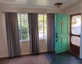 15 Alvina Ave in San Rafael, CA - Building Photo - Building Photo