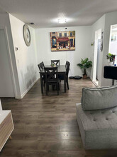 7459 Canterbury St in Spring Hill, FL - Building Photo - Building Photo
