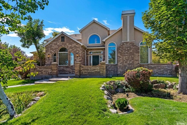 property at 5852 S Jordan Canal Rd