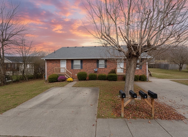 211 Carmack Ave, Unit 211 Carmack Ave Unit 3 in Carthage, TN - Foto de edificio - Building Photo