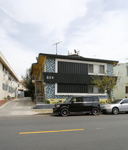 824 S Harvard Blvd in Los Angeles, CA - Building Photo - Building Photo