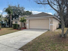 3163 Pigeon Cove St, Unit 208 in Deltona, FL - Building Photo