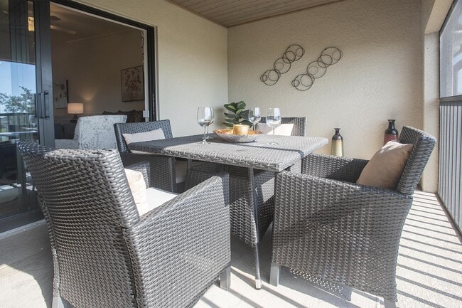 5557 Palmer Cir in Bradenton, FL - Building Photo - Building Photo