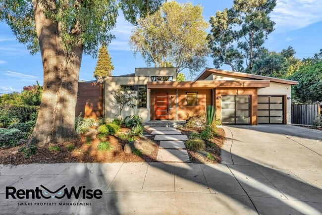property at 1930 Edgewood Dr