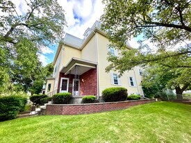41 Mount Vernon St, Unit 3 in Somerville, MA - Building Photo