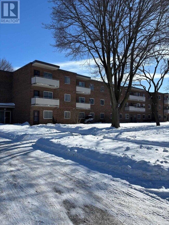 property at 31 Parkside Dr