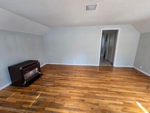 132 Race St in Grass Valley, CA - Building Photo - Building Photo