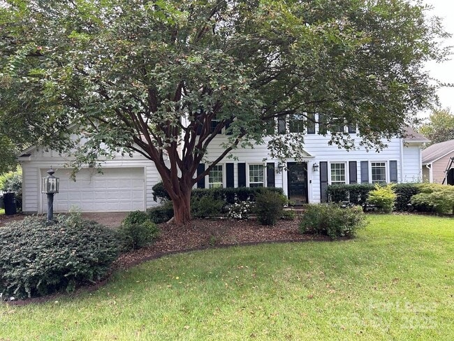 12122 Parks Farm Ln in Charlotte, NC - Foto de edificio - Building Photo