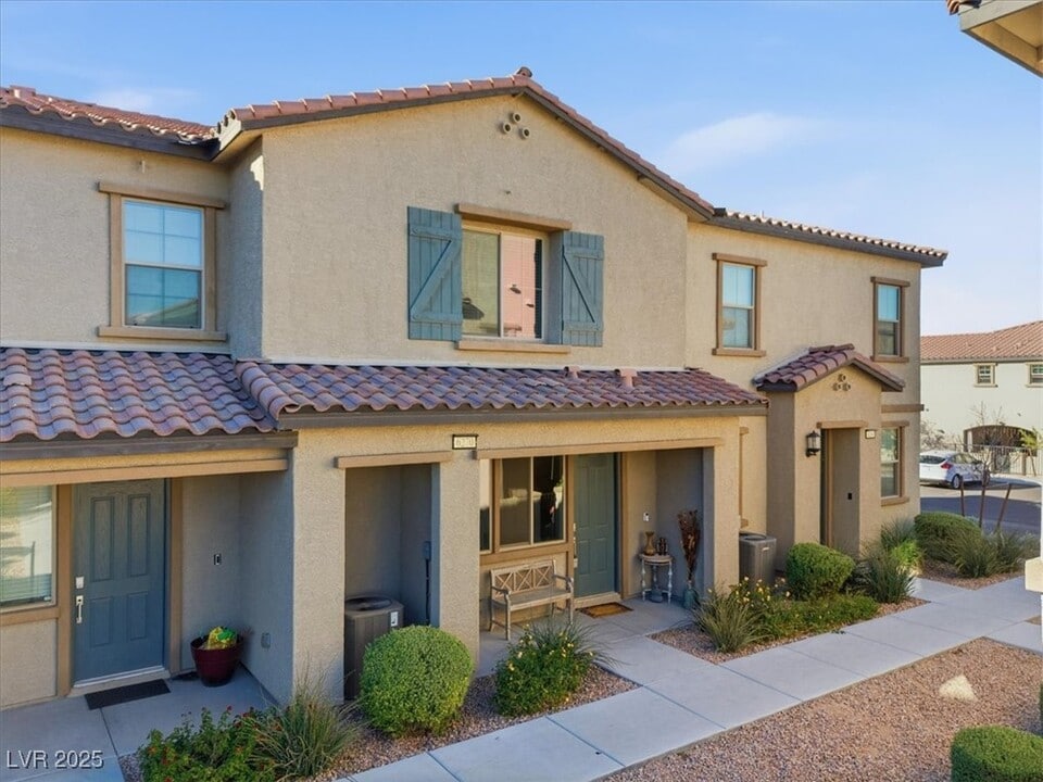 6270 Cappadocia St in Las Vegas, NV - Building Photo