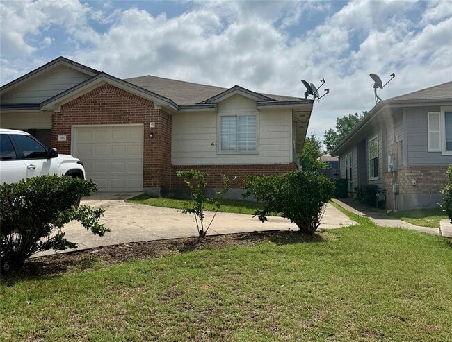 property at 2817 Southampton Way