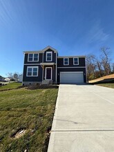 8520 Noelle Dr in Cincinnati, OH - Building Photo - Building Photo