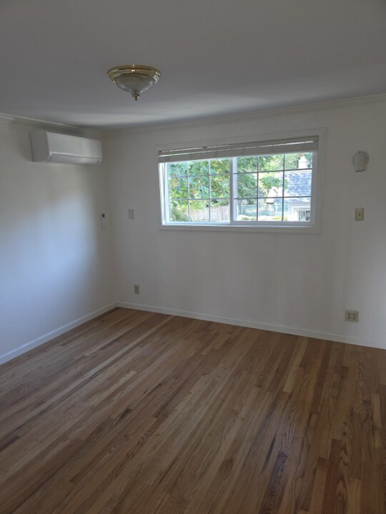 4901 241st St SW in Mountlake Terrace, WA - Foto de edificio