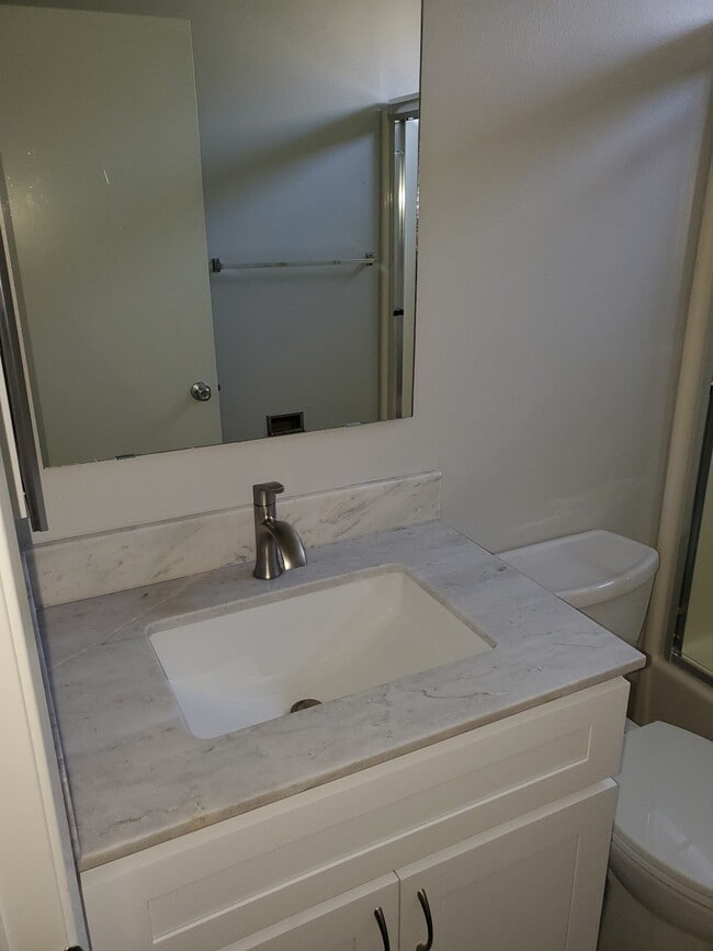 7892 2nd St, Unit 106 in Stanton, CA - Foto de edificio - Building Photo