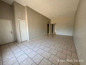 131 E Roger Rd-Unit -B in Tucson, AZ - Building Photo - Building Photo