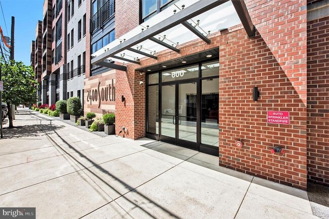 600 S 24th St in Philadelphia, PA - Building Photo - Building Photo