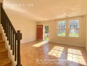 2700 16th St S in Arlington, VA - Building Photo - Building Photo