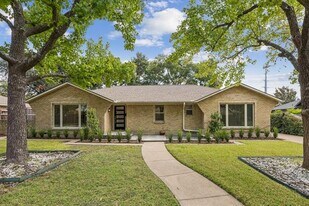 6348 Berwyn Ln in Dallas, TX - Building Photo