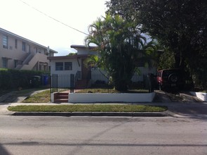 630 SW 7th Ave in Miami, FL - Building Photo - Primary Photo