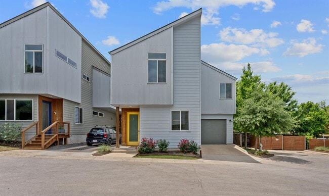 property at 705 N Bluff Dr