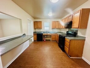 5564 Banyan Ct in Baton Rouge, LA - Foto de edificio - Building Photo