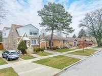 Apartments in Broadview, IL