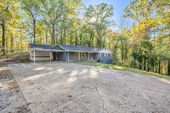 222 Carr Rd in Columbus, MS - Foto de edificio - Building Photo