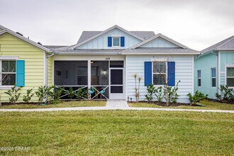 573 High Tide Ln in Daytona Beach, FL - Building Photo - Building Photo