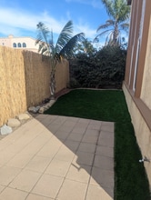 214 Melrose Dr in Oxnard, CA - Foto de edificio - Building Photo